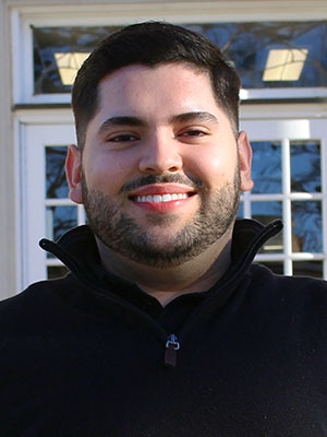 Picture of Antonio Hernandez in front of Jardine Hall